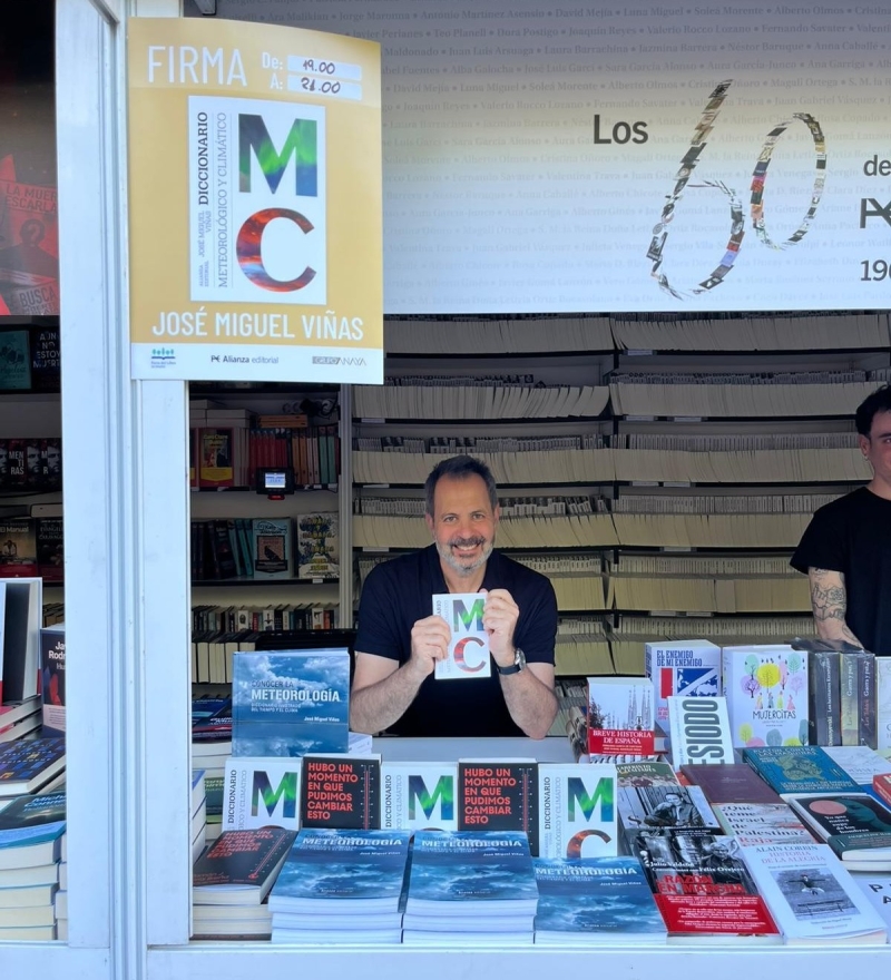 Firma en la Feria del Libro de Madrid (5-5-2026)