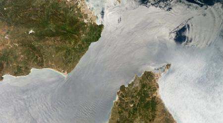 Aproximación al prónóstico de nieblas en el Estrecho de Gibraltar