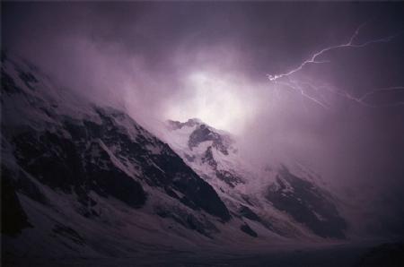 Accidentes de montaña y tormentas