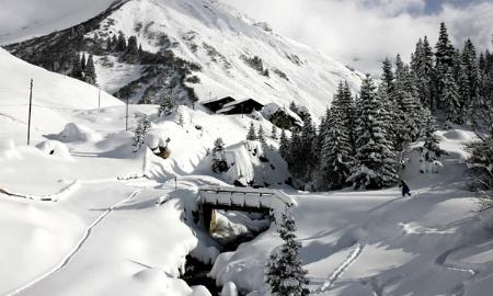 Un método de predicción de cota de nieve y su aplicación en la estimación de probabilidad de nevadas