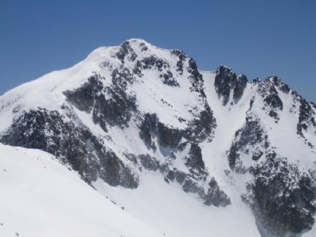 Análisis meteorológico de los primeros datos meteorológicos de la estación meteorológica del Aneto (3.050 m, Macizo de la Maladeta, Pirineo Aragonés). Su interés glaciológico
