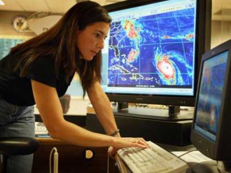 Predicción Meteorológica y Caos en Espacio-Tiempo