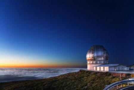 Calima anticiclónica y mar de nubes: implicaciones en los Observatorios de Canarias