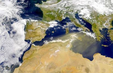 Calidad del aire y perturbaciones del ciclo hidrológico en la cuenca mediterránea