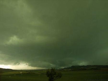 Las tormentas verdes: ¿una amenaza real o un capricho óptico de la naturaleza?
