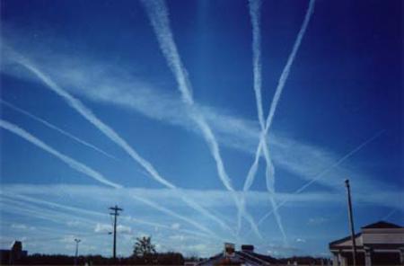 Estelas. Trazos en el cielo