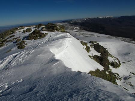 La eficacia erosiva de la acción nival y su relación con la herencia geomorfológica: Macizo de Peñalara, Sistema Central