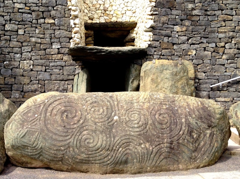 El remolino como frontera con el más allá: sagas y cuentos populares de Irlanda